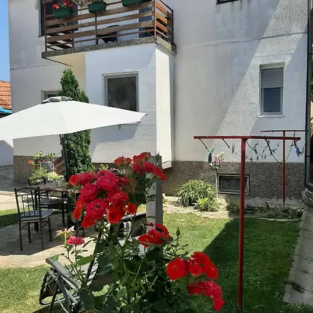 Kuca Amazonija Apartman