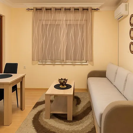 Appartamento Kuca Amazonija